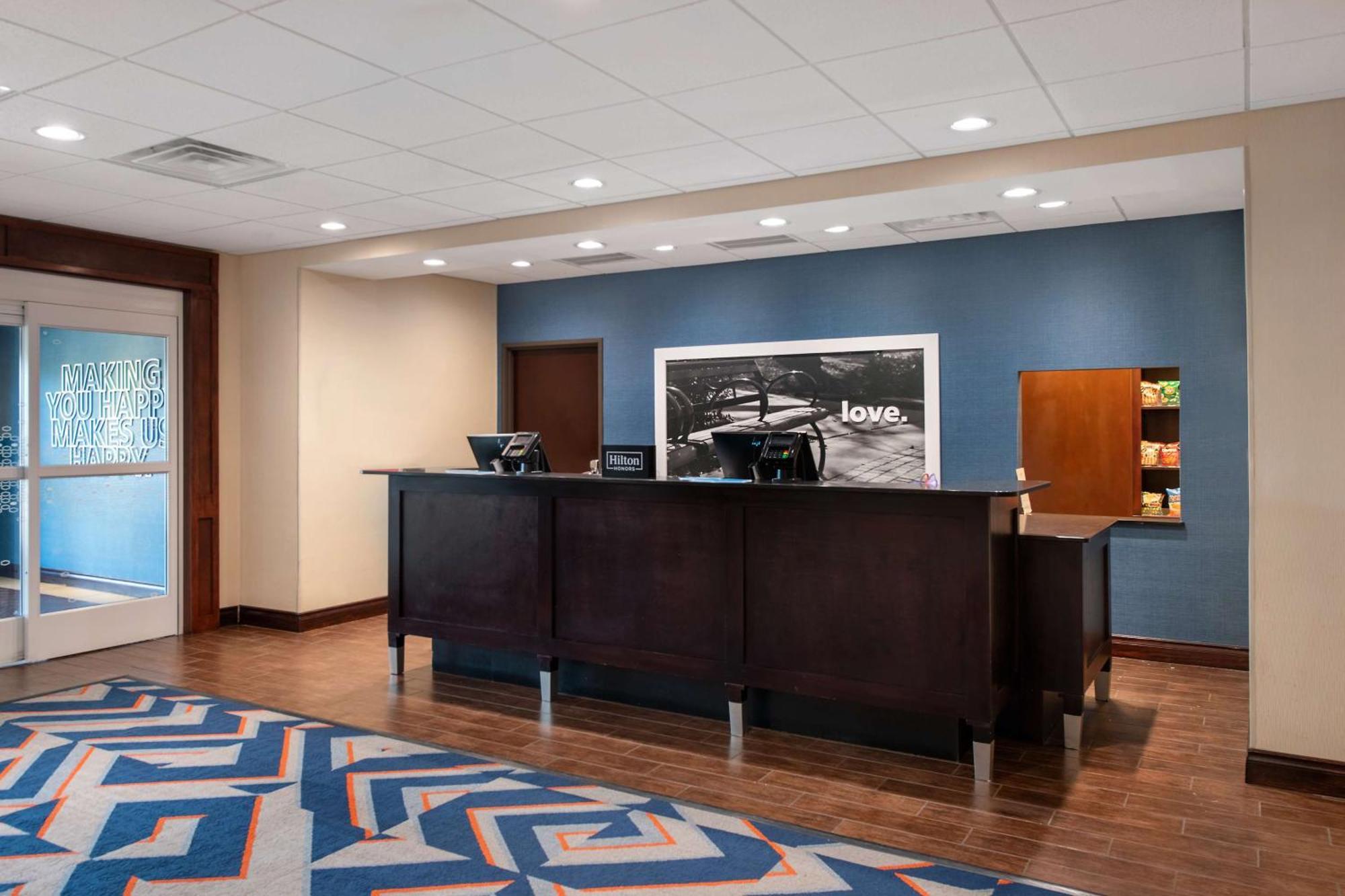 Hampton Inn & Suites Harvey Eksteriør bilde