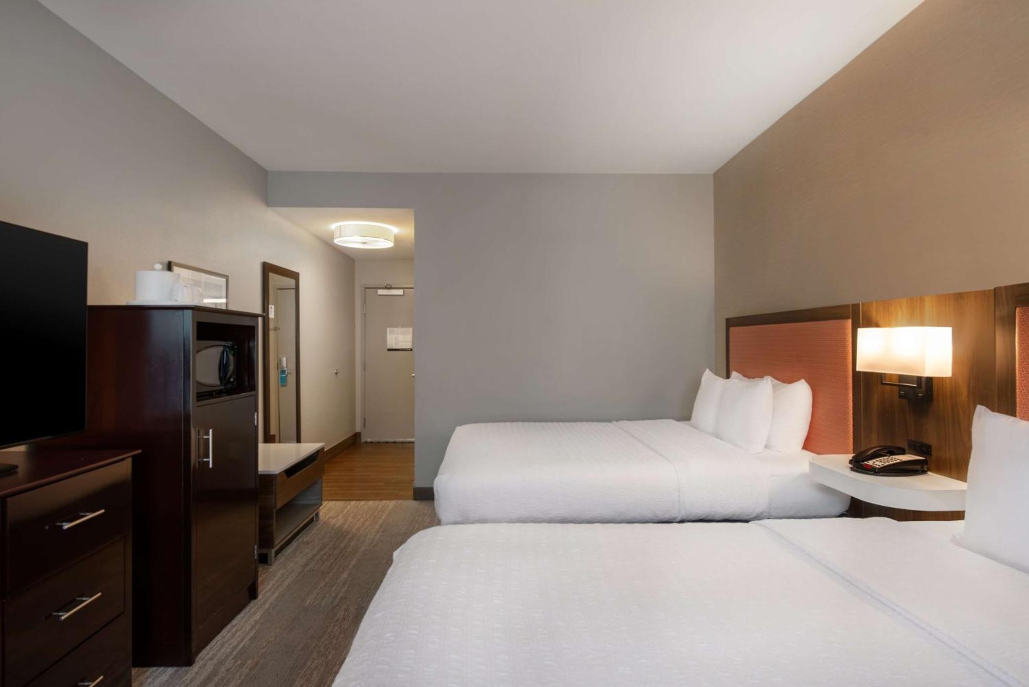 Hampton Inn & Suites Harvey Eksteriør bilde