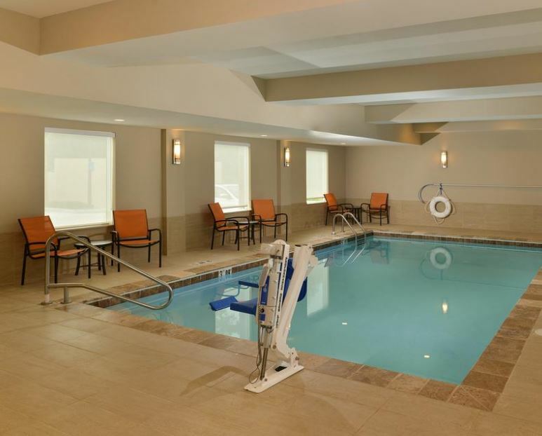 Hampton Inn & Suites Harvey Eksteriør bilde